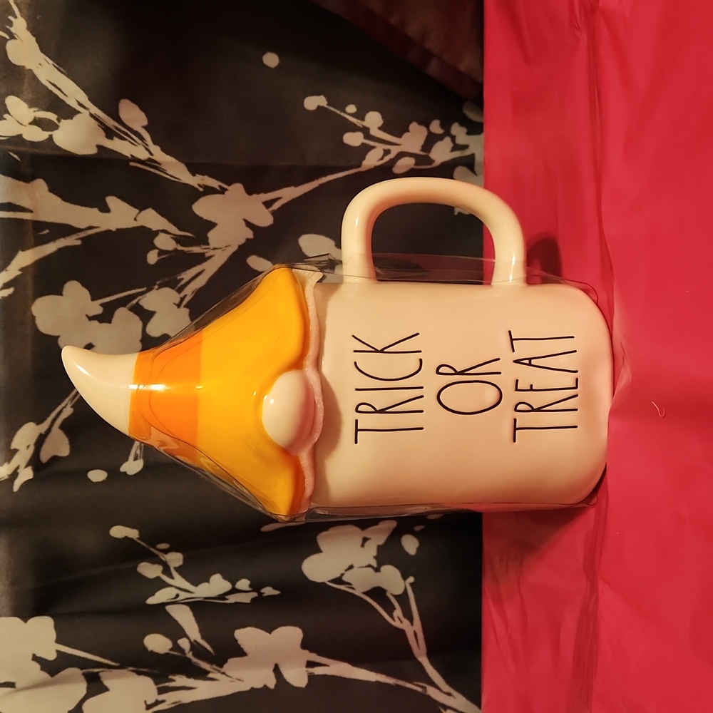 Rae Dunn Mug with Topper